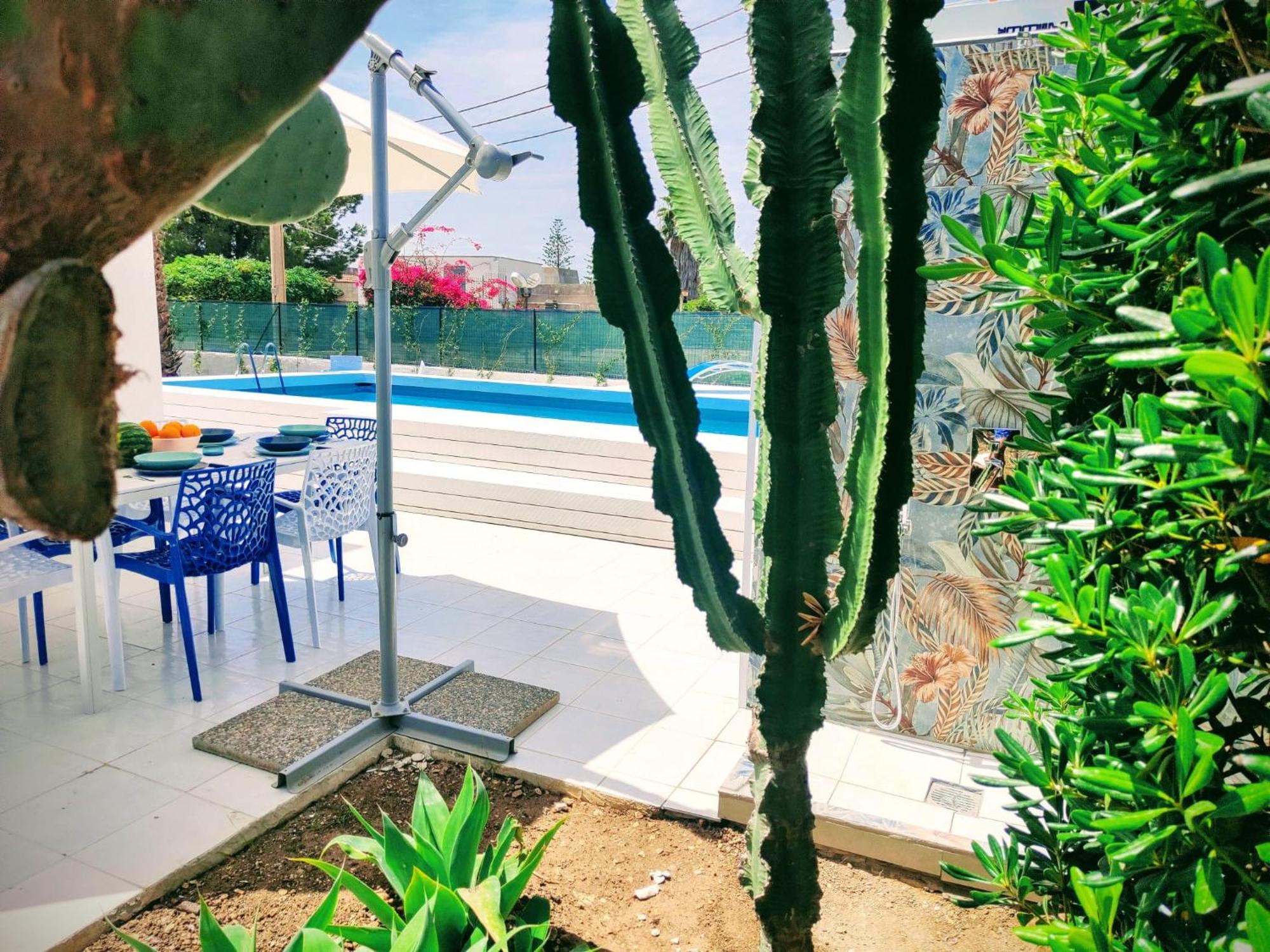 Pool Seaside Relais - Ville Ninfea, Marea, Rosa E Cassiopea Fontane Bianche Exterior foto